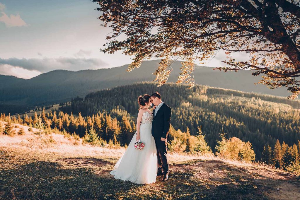 Photographe de mariage à Annecy en montagne